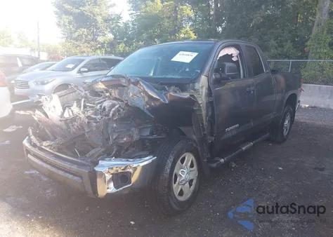 2017 Toyota Tundra Sr5 4.6L V8 z USA, uszkodzony, nr VIN 5TFUM5F14HX073233